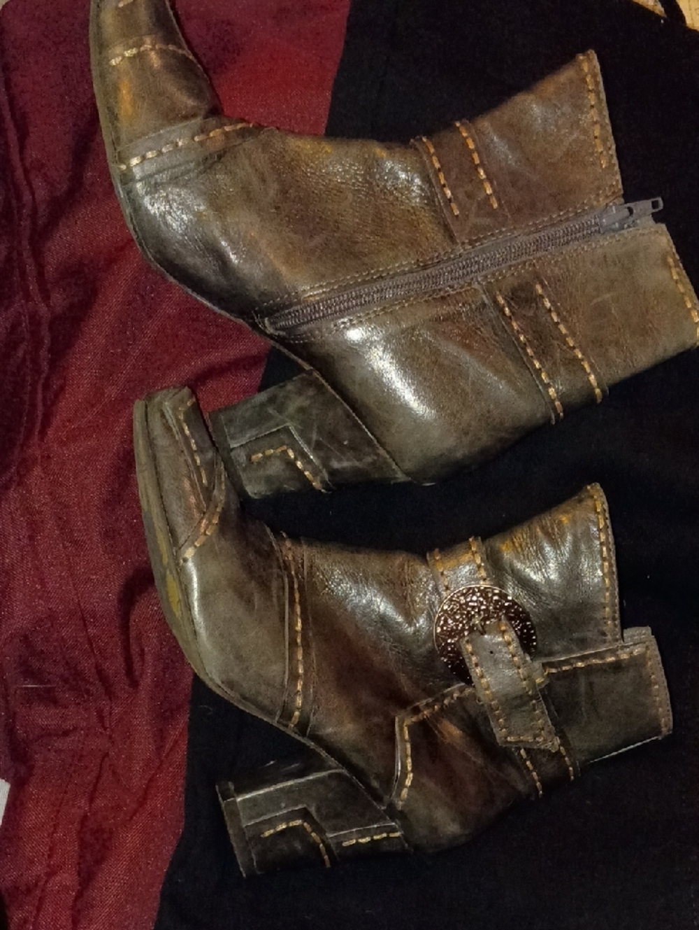 Vintage Everybody By BZ Moda Gray Brown Black Leather Ankle Boots W Buckle